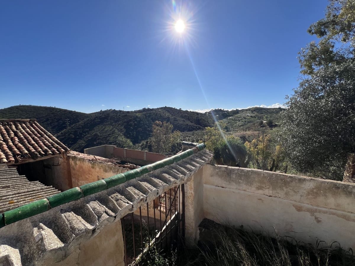 Finca/Casa Rural de 5 habitaciones en Casabermeja en venta con garaje - 545.000 € (Ref: 10128282)