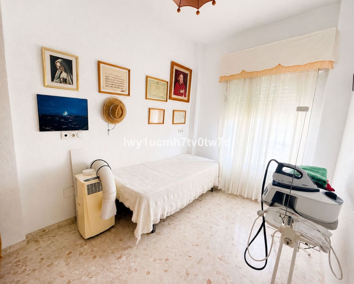 4 soveværelse Villa til salg i Puerto de la Torre med swimmingpool garage - € 860.000 (Ref: 10128283)
