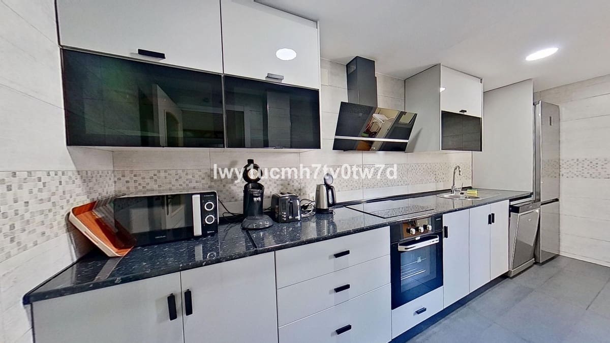 2 sovrum Lägenhet till salu i Benalmadena med pool garage - 390 000 € (Ref: 10128284)