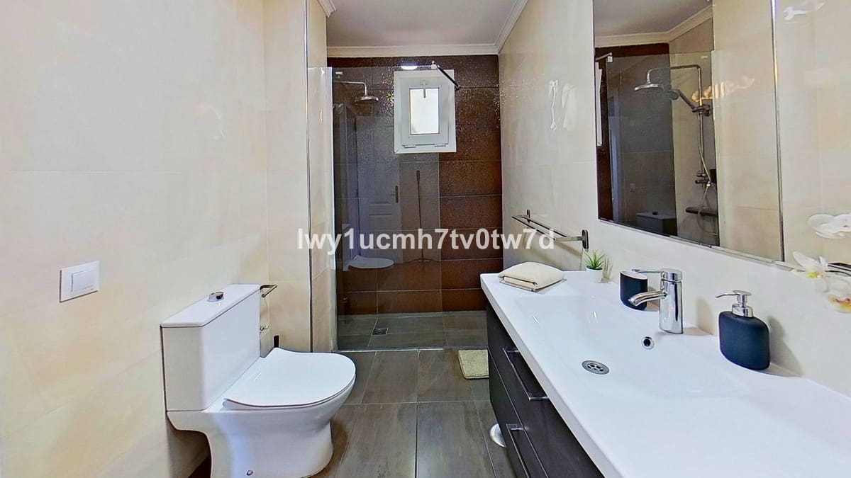 2 sovrum Lägenhet till salu i Benalmadena med pool garage - 390 000 € (Ref: 10128284)