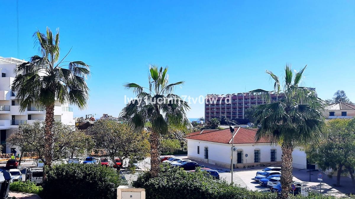 2 sovrum Lägenhet till salu i Benalmadena med pool garage - 390 000 € (Ref: 10128284)
