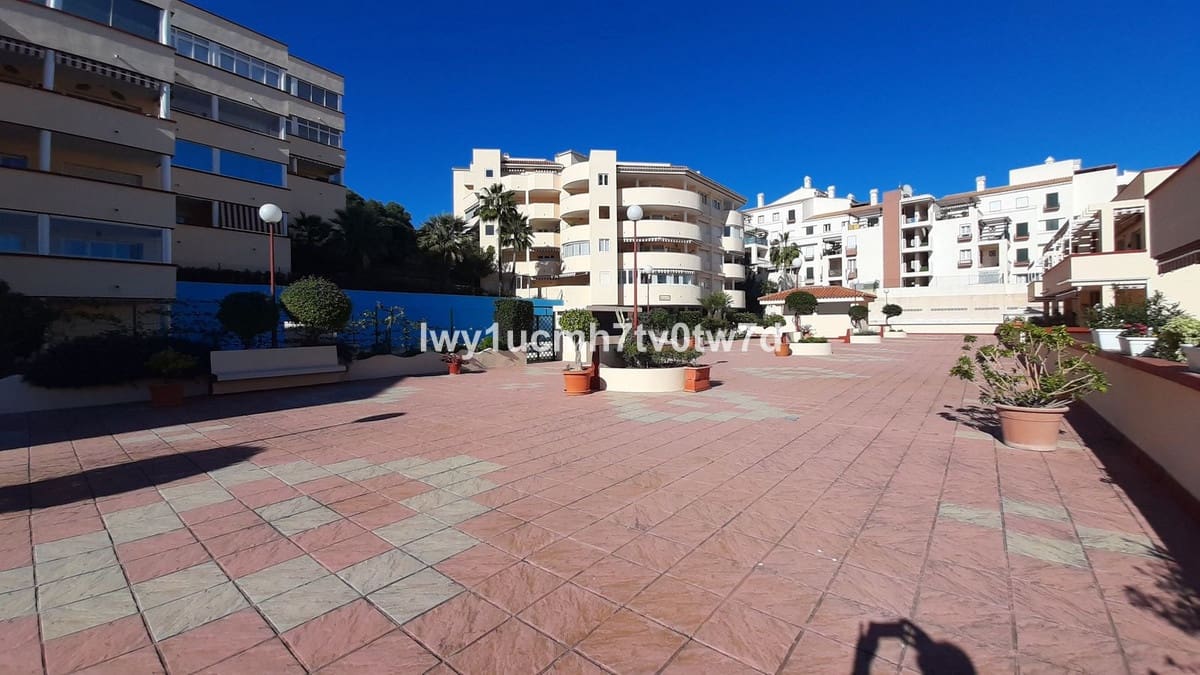 2 sovrum Lägenhet till salu i Benalmadena med pool garage - 390 000 € (Ref: 10128284)