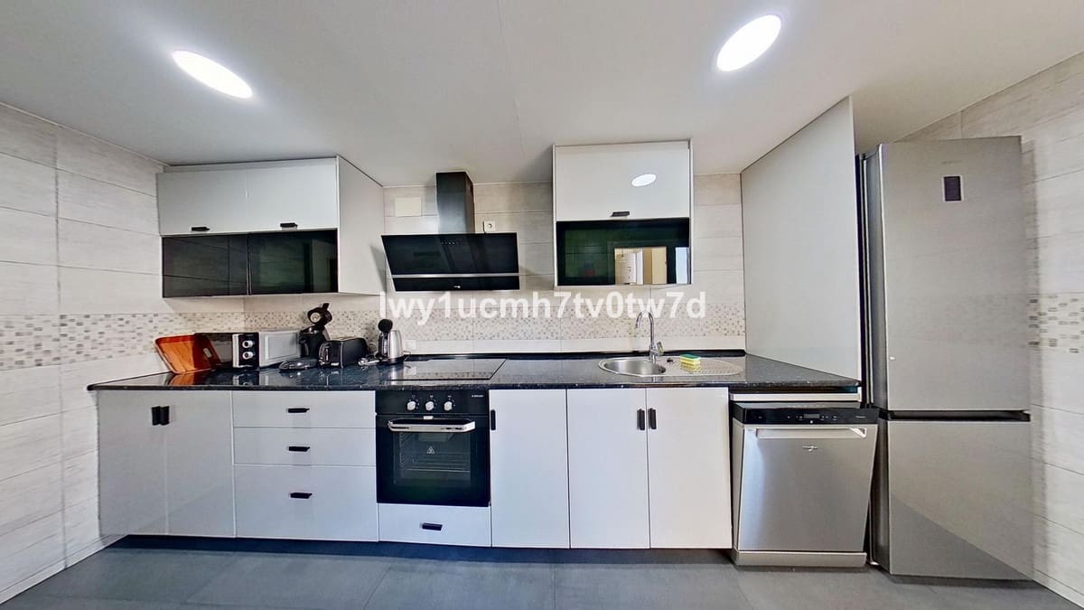 2 sovrum Lägenhet till salu i Benalmadena med pool garage - 390 000 € (Ref: 10128284)