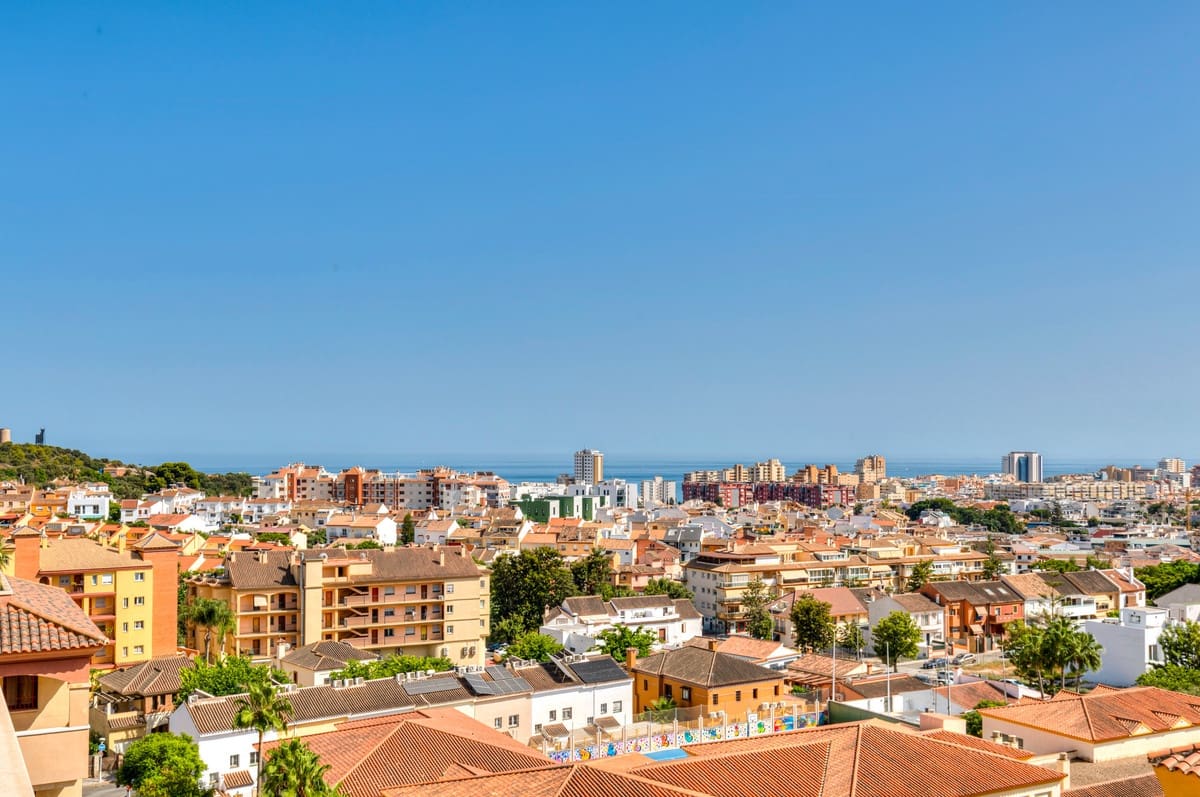 1 slaapkamer Appartement te koop in Fuengirola met zwembad - € 295.000 (Ref: 10128285)