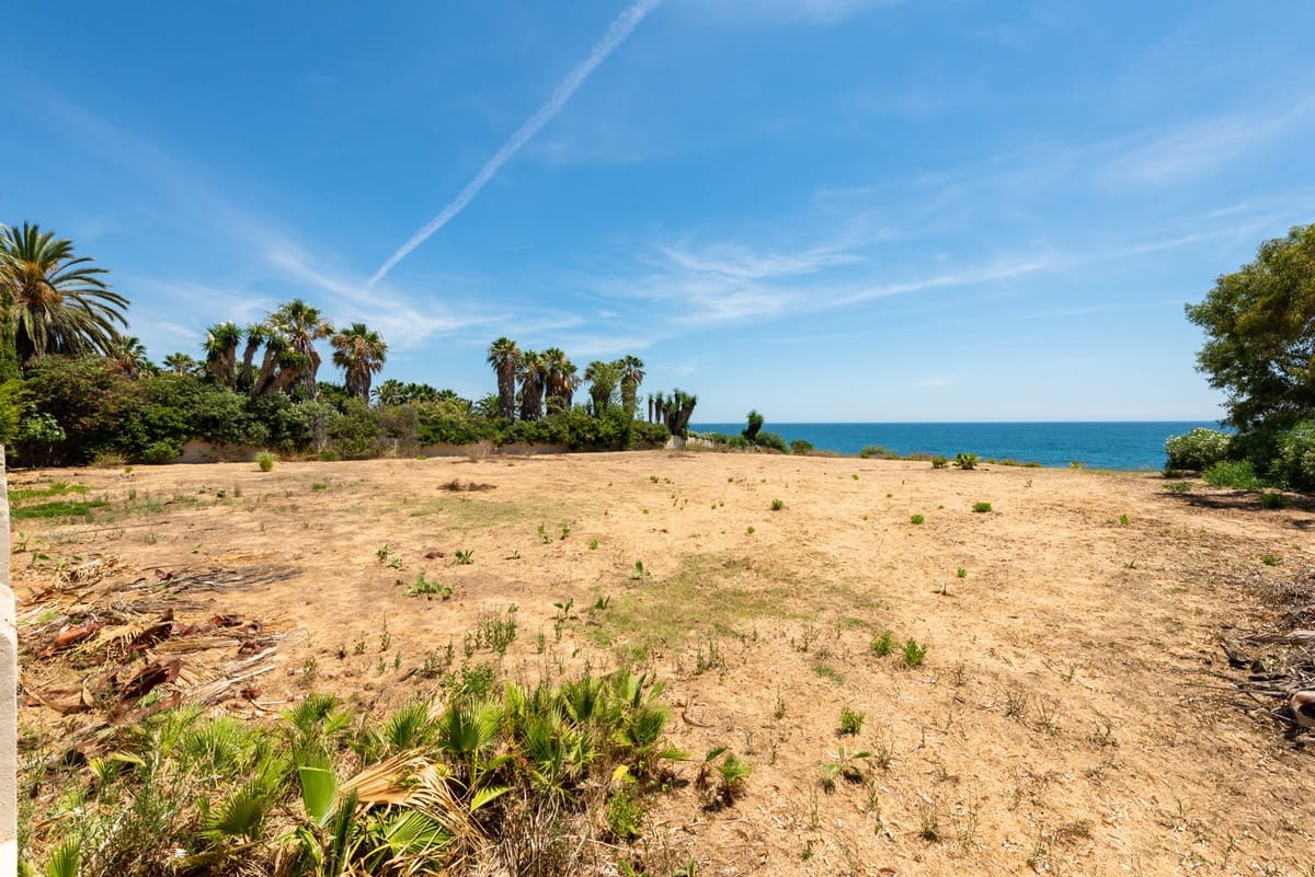 6 sovrum Villa till salu i Estepona med pool garage - 8 000 000 € (Ref: 10128287)