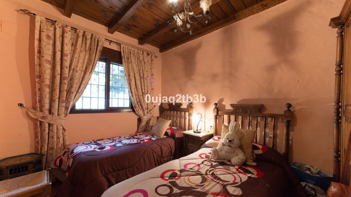 3 slaapkamer Finca/Landhuis te koop in Cortes de la Frontera met zwembad garage - € 995.000 (Ref: 10128291)