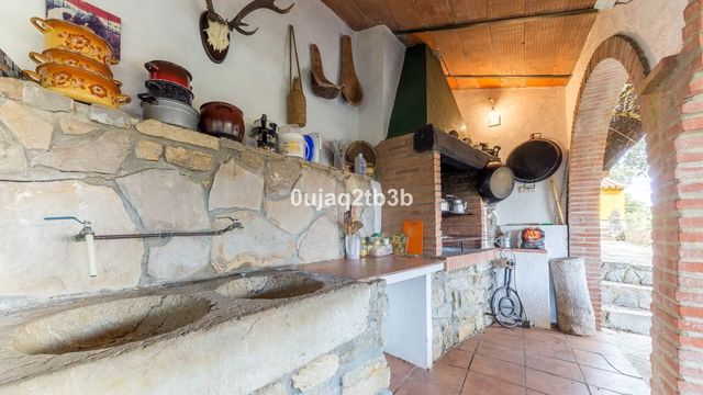 3 slaapkamer Finca/Landhuis te koop in Cortes de la Frontera met zwembad garage - € 995.000 (Ref: 10128291)