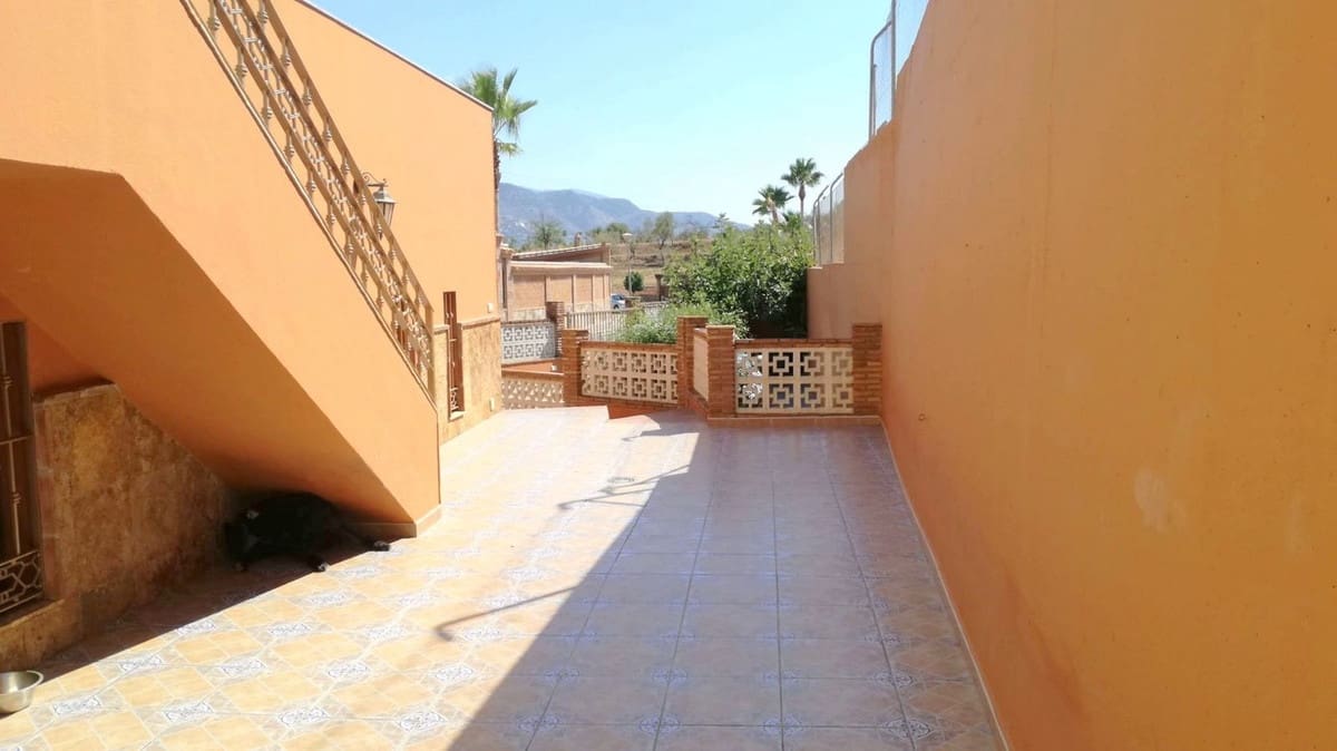 6 sovrum Villa till salu i Cartama med pool garage - 735 000 € (Ref: 10128295)