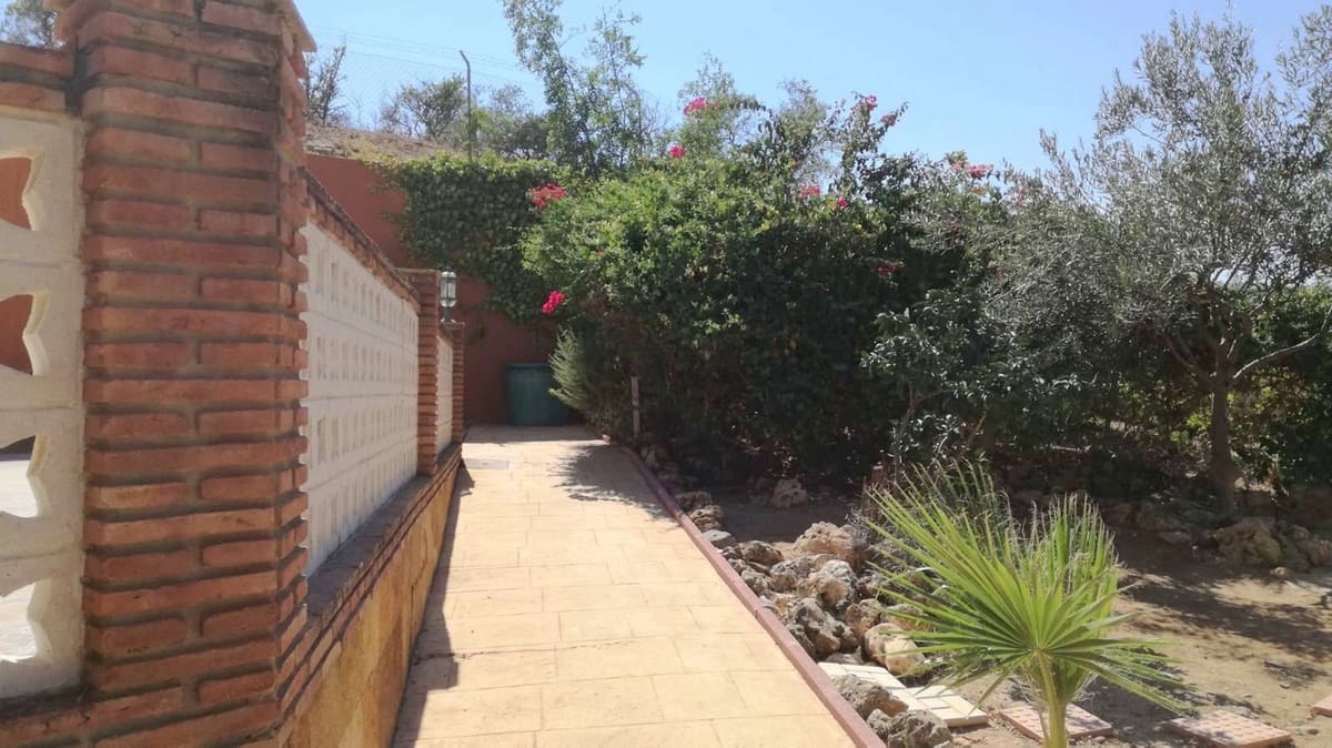 6 sovrum Villa till salu i Cartama med pool garage - 735 000 € (Ref: 10128295)