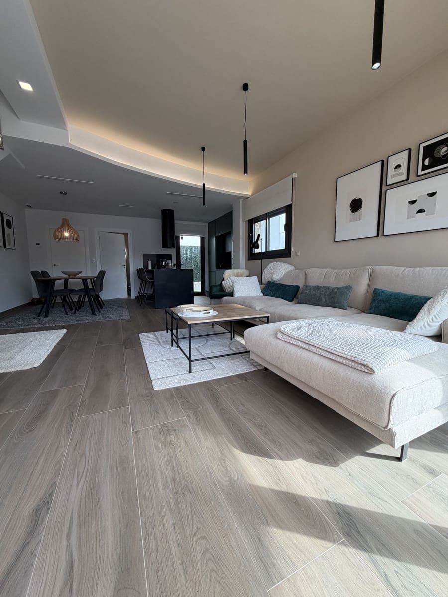 2 quarto Moradia para venda em Los Montesinos com piscina garagem - 369 000 € (Ref: 10128305)
