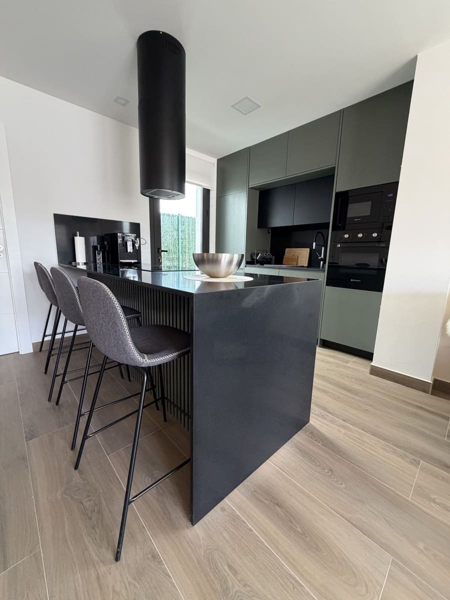 2 quarto Moradia para venda em Los Montesinos com piscina garagem - 369 000 € (Ref: 10128305)