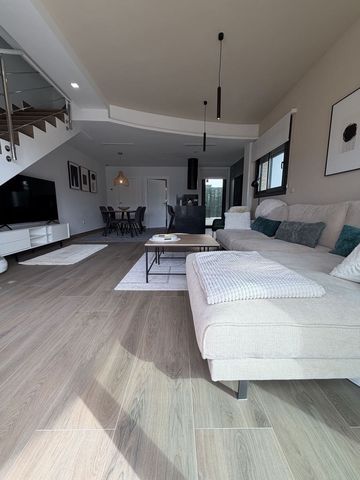 2 quarto Moradia para venda em Los Montesinos com piscina garagem - 369 000 € (Ref: 10128305)