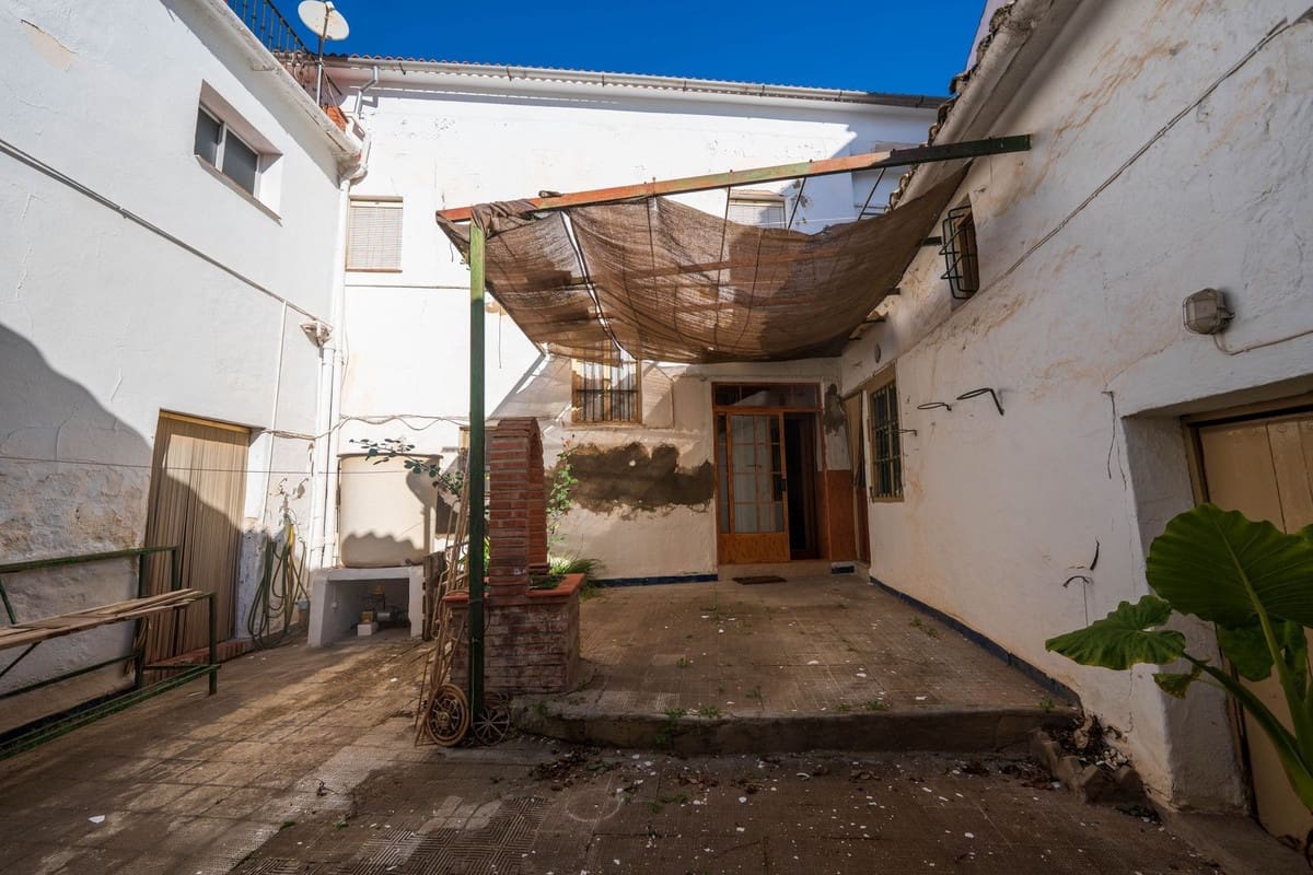 5 chambre Maison de Ville à vendre à Colmenar - 440 000 € (Ref: 10128307)