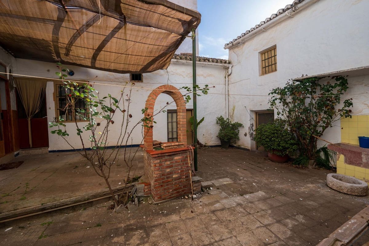 5 chambre Maison de Ville à vendre à Colmenar - 440 000 € (Ref: 10128307)