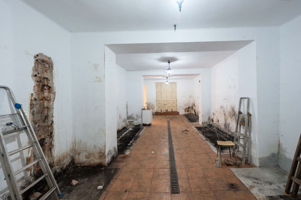 Casa de 4 habitaciones en Colmenar en venta con garaje - 225.000 € (Ref: 10128308)