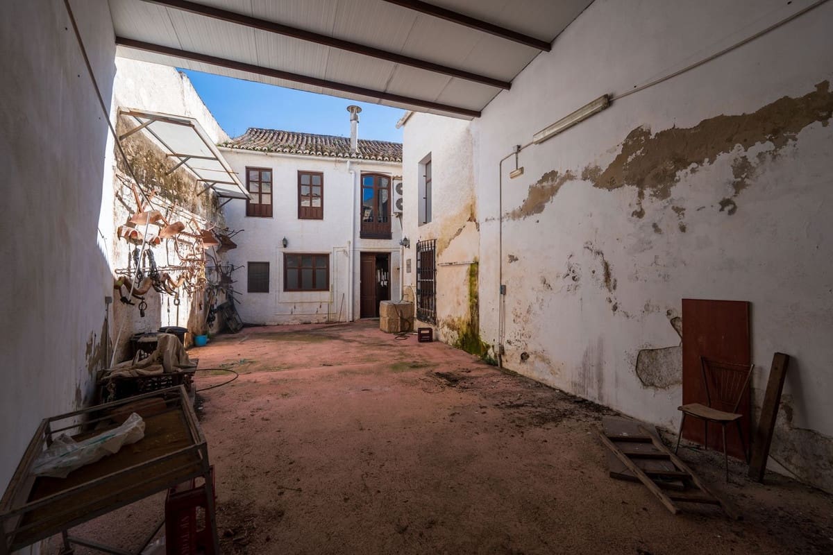 Casa de 4 habitaciones en Colmenar en venta con garaje - 225.000 € (Ref: 10128308)