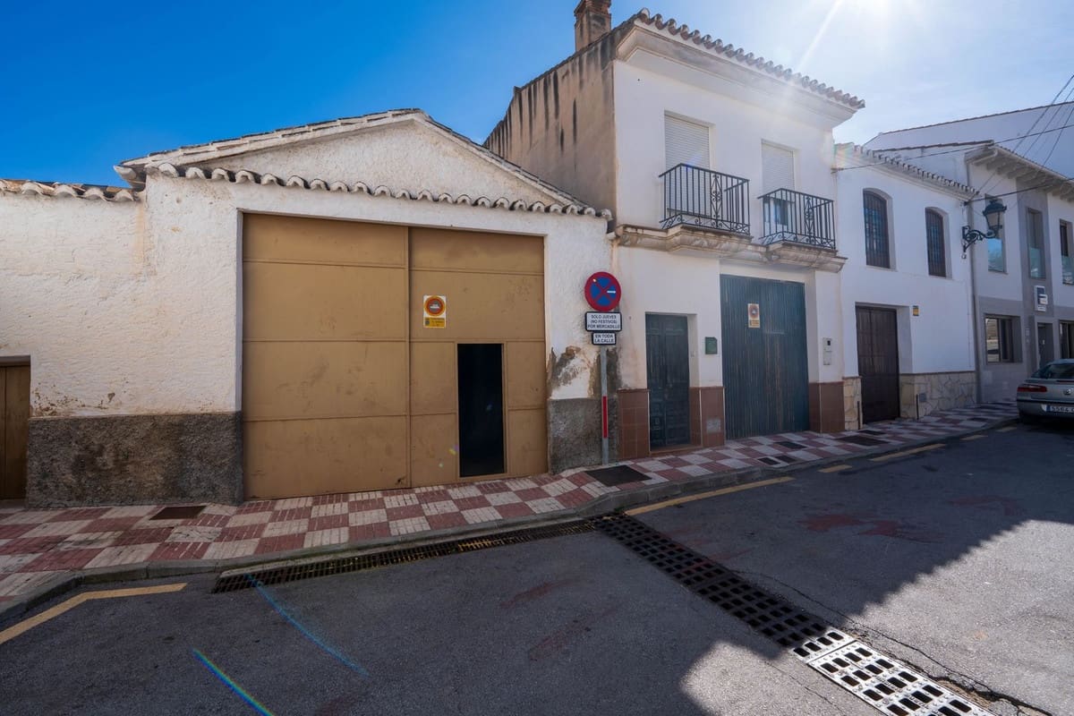 Casa de 4 habitaciones en Colmenar en venta con garaje - 225.000 € (Ref: 10128308)
