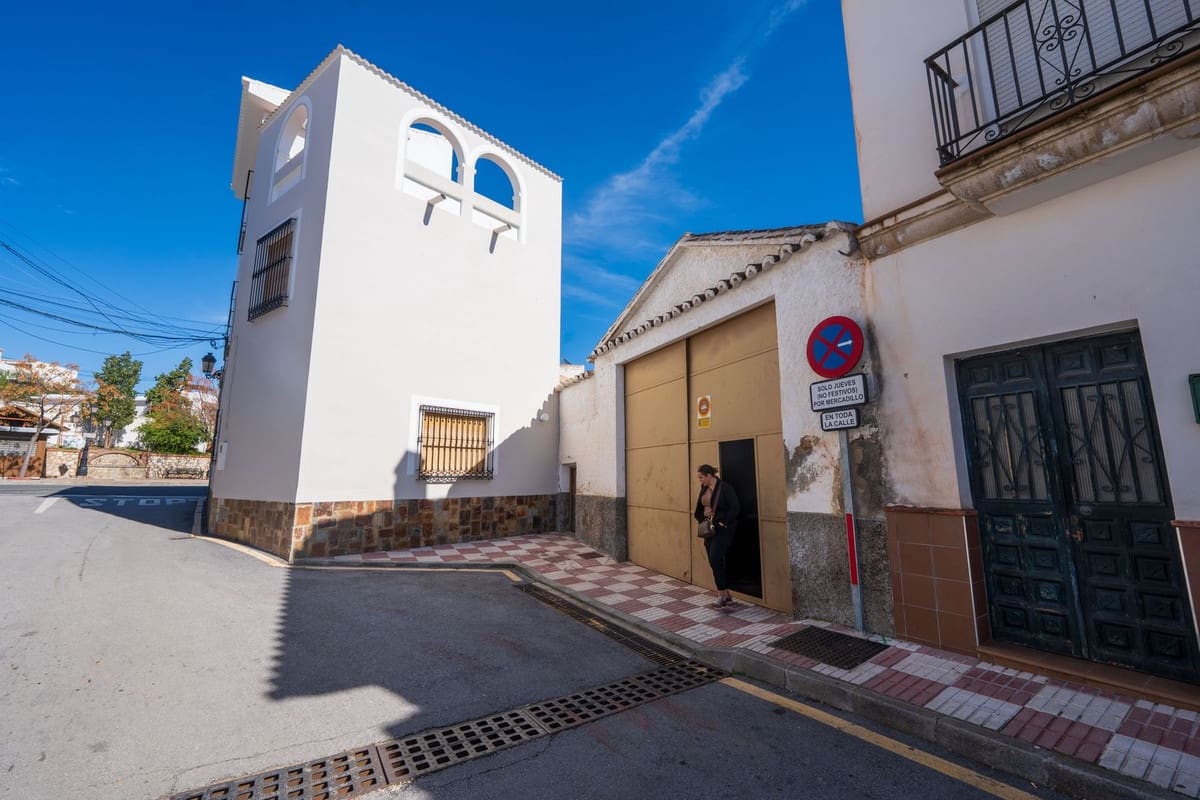 Casa de 4 habitaciones en Colmenar en venta con garaje - 225.000 € (Ref: 10128308)