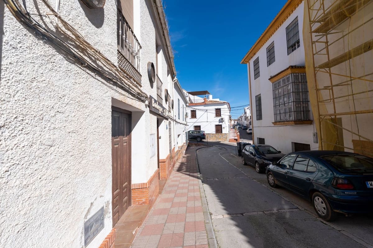 Casa de 4 habitaciones en Colmenar en venta con garaje - 225.000 € (Ref: 10128308)
