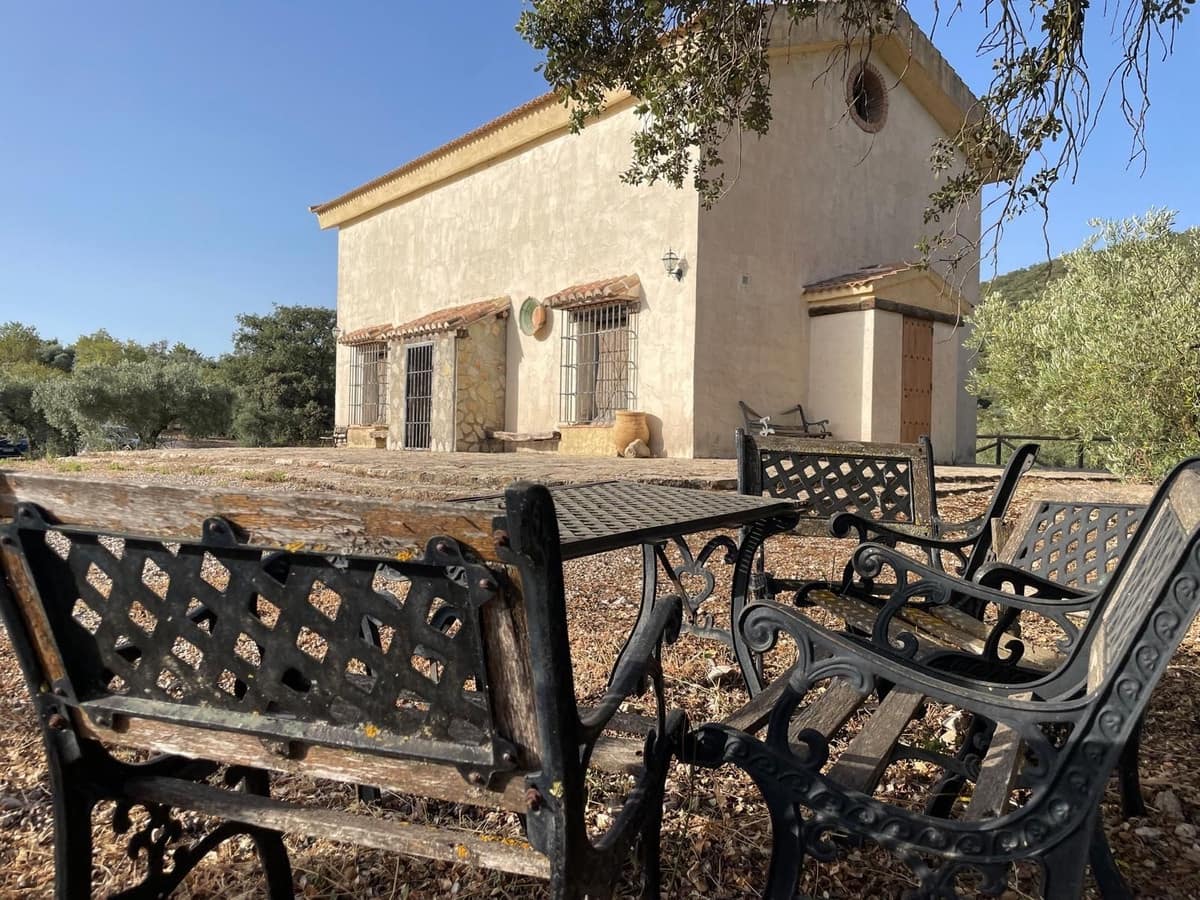 3 soveværelse Finca/Landehus til salg i Alfarnate med garage - € 380.000 (Ref: 10128309)