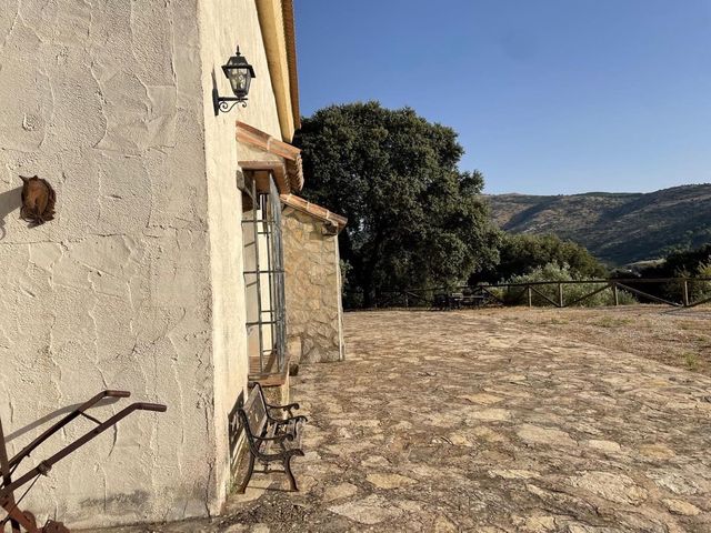 3 slaapkamer Finca/Landhuis te koop in Alfarnate met garage - € 380.000 (Ref: 10128309)