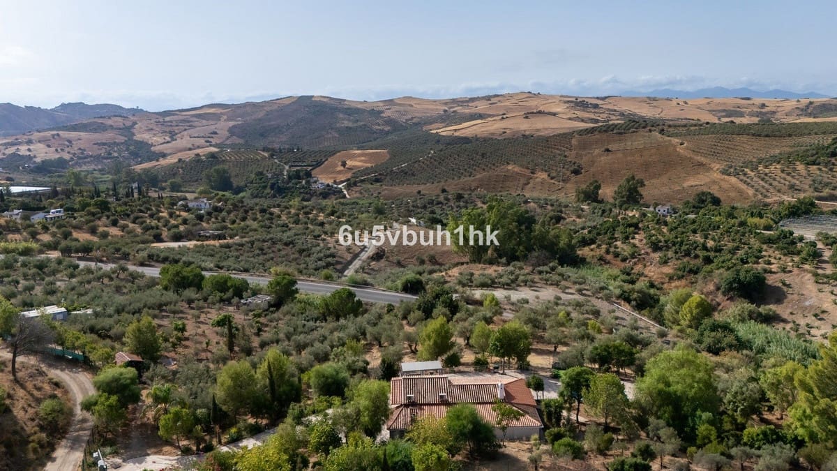 3 bedroom Finca/Country House for sale in Casarabonela with pool - € 425,000 (Ref: 10128314)