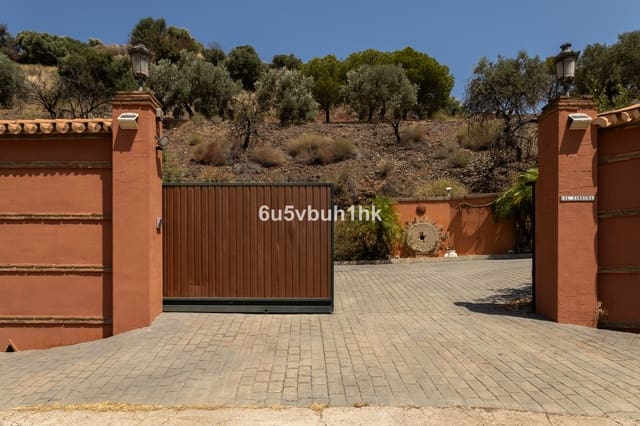 5 chambre Finca/Maison de Campagne à vendre à Almogía avec piscine garage - 989 000 € (Ref: 10128315)