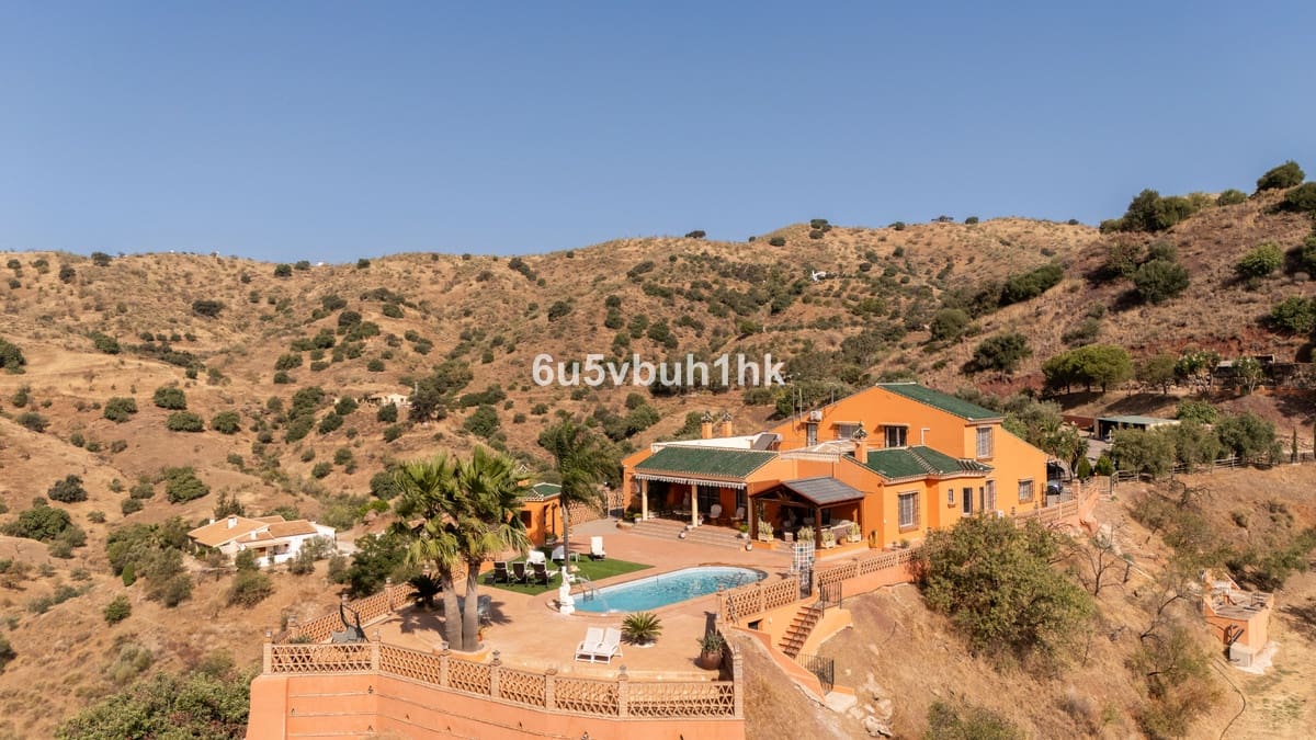 5 chambre Finca/Maison de Campagne à vendre à Almogia avec piscine garage - 989 000 € (Ref: 10128315)