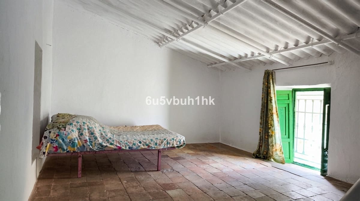 5 camera da letto Finca/Casa di Campagna in vendita in Alora - 170.000 € (Rif: 10128316)