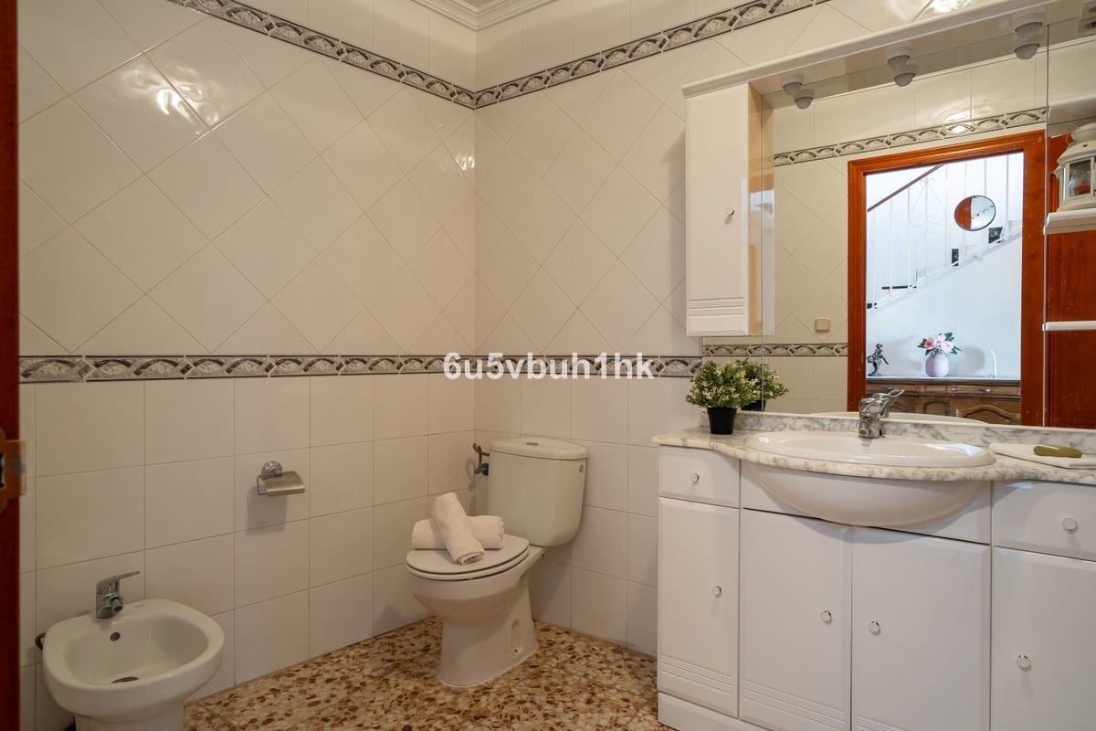 5 quarto Casa em Banda para venda em Tolox - 190 000 € (Ref: 10128317)