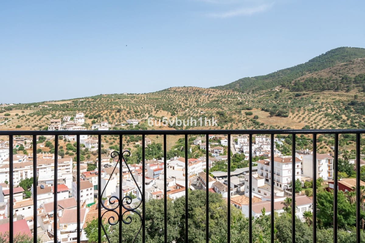 5 quarto Casa em Banda para venda em Tolox - 190 000 € (Ref: 10128317)