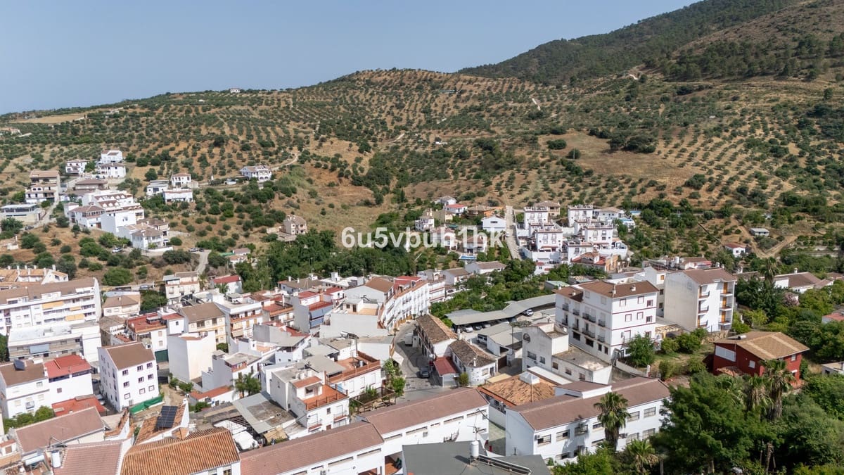 5 quarto Casa em Banda para venda em Tolox - 190 000 € (Ref: 10128317)