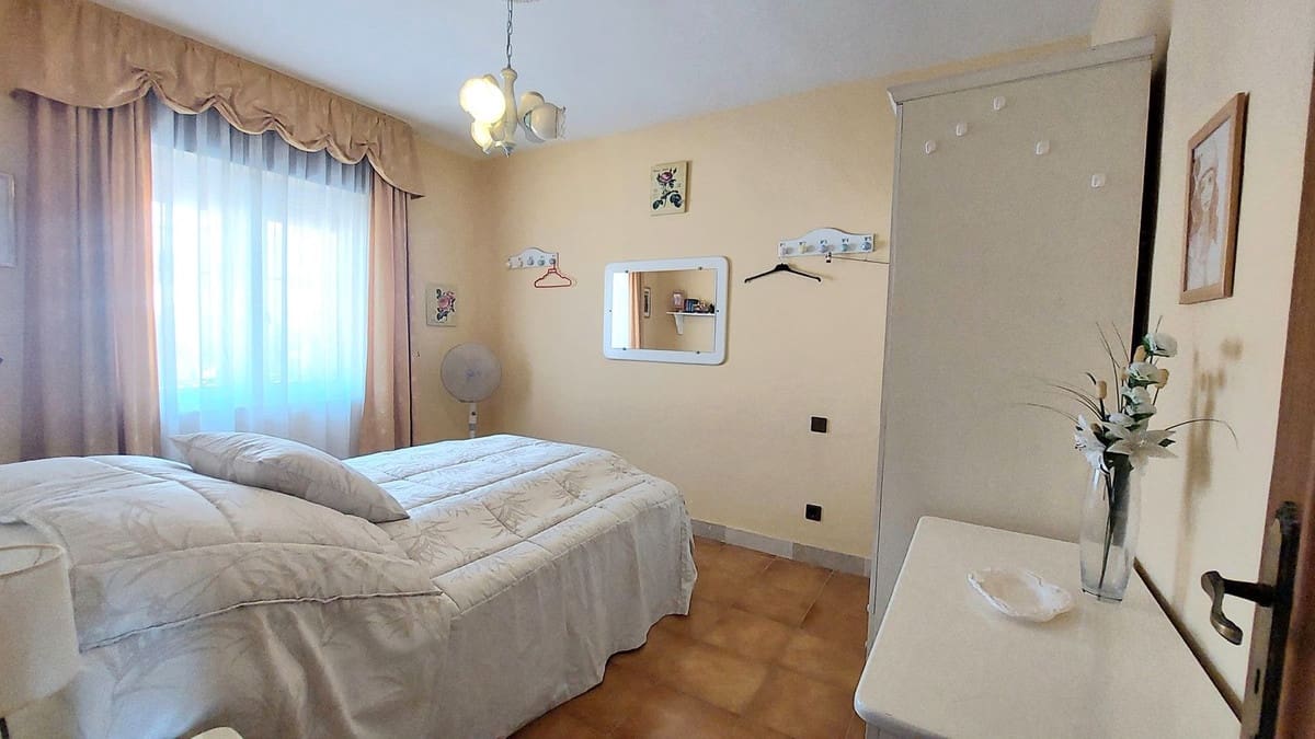 5 soveværelse Villa til salg i Puerto de la Torre med swimmingpool garage - € 749.000 (Ref: 10128322)