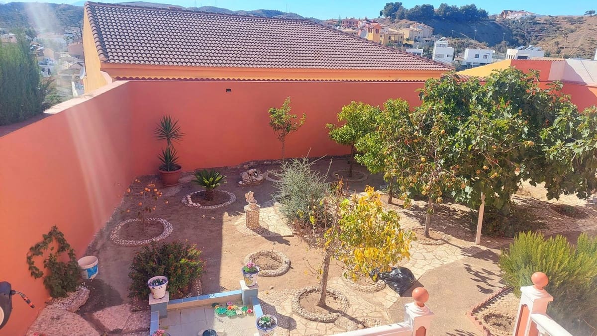 5 soveværelse Villa til salg i Puerto de la Torre med swimmingpool garage - € 749.000 (Ref: 10128322)