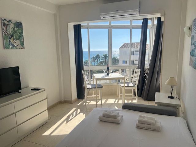 Apartamento para venda em Benalmadena Costa, Benalmádena com piscina - 212 500 € (Ref: 10128325)