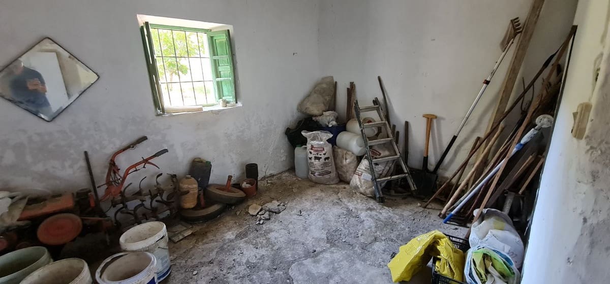 2 bedroom Villa for sale in Tolox with garage - € 320,000 (Ref: 10128333)