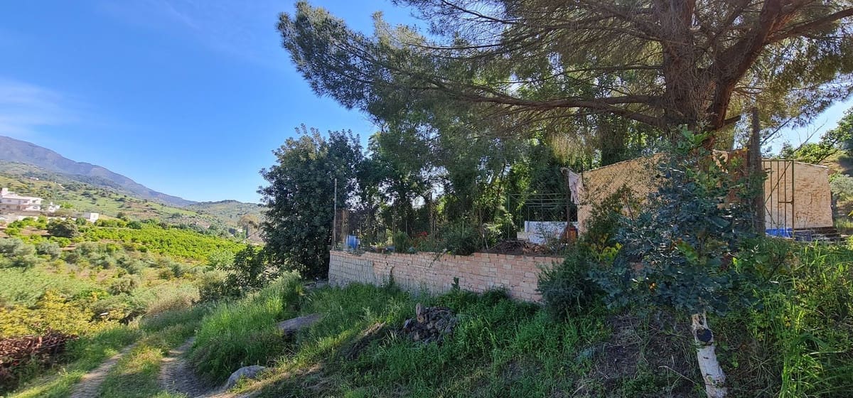 2 bedroom Villa for sale in Tolox with garage - € 320,000 (Ref: 10128333)
