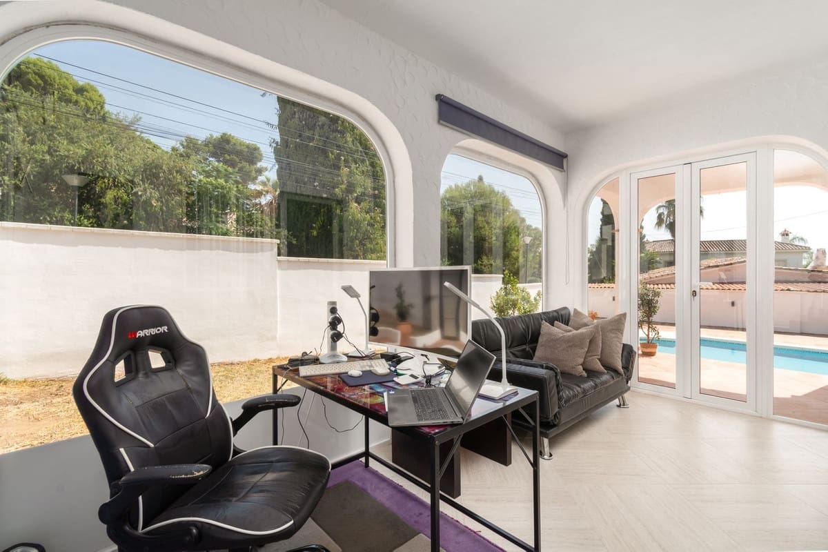 3 soverom Villa til salgs i Benalmadena med svømmebasseng garasje - € 895 000 (Ref: 10128335)
