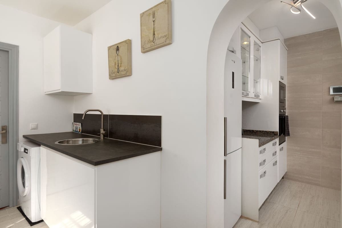 3 soverom Villa til salgs i Benalmadena med svømmebasseng garasje - € 895 000 (Ref: 10128335)