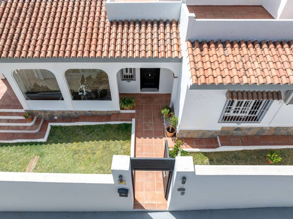 3 soverom Villa til salgs i Benalmadena med svømmebasseng garasje - € 895 000 (Ref: 10128335)