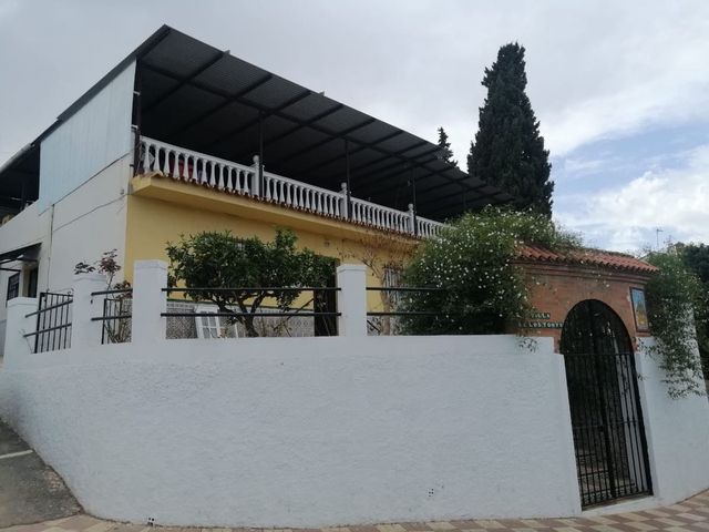 4 chambre Maison de Ville à vendre à Cártama avec garage - 350 000 € (Ref: 10128338)