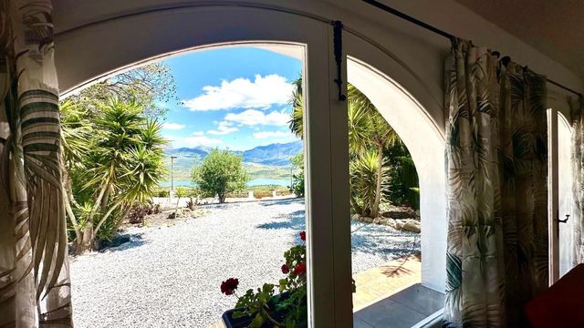 2 bedroom Villa for sale in Viñuela with pool garage - € 339,000 (Ref: 10128339)