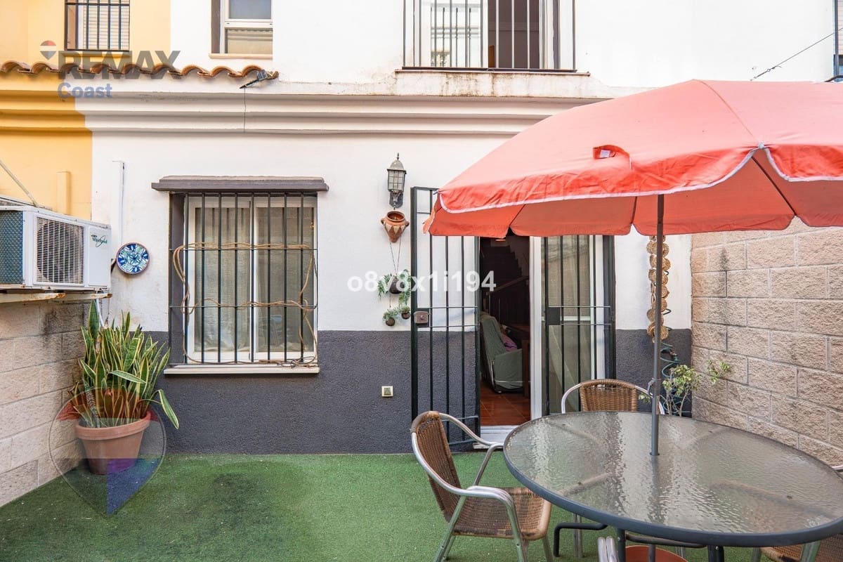 4 chambre Maison de Ville à vendre à Cartama avec piscine garage - 362 000 € (Ref: 10128341)