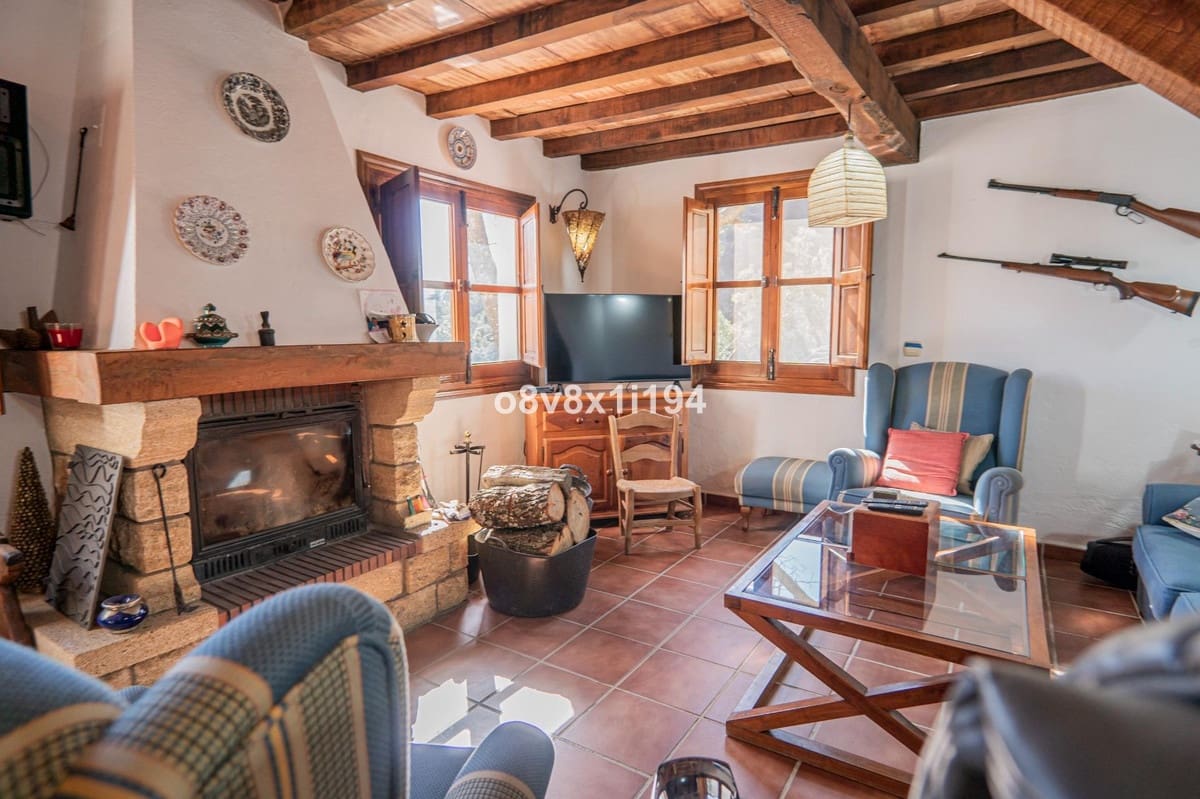 5 slaapkamer Finca/Landhuis te koop in Jubrique met zwembad - € 995.000 (Ref: 10128342)