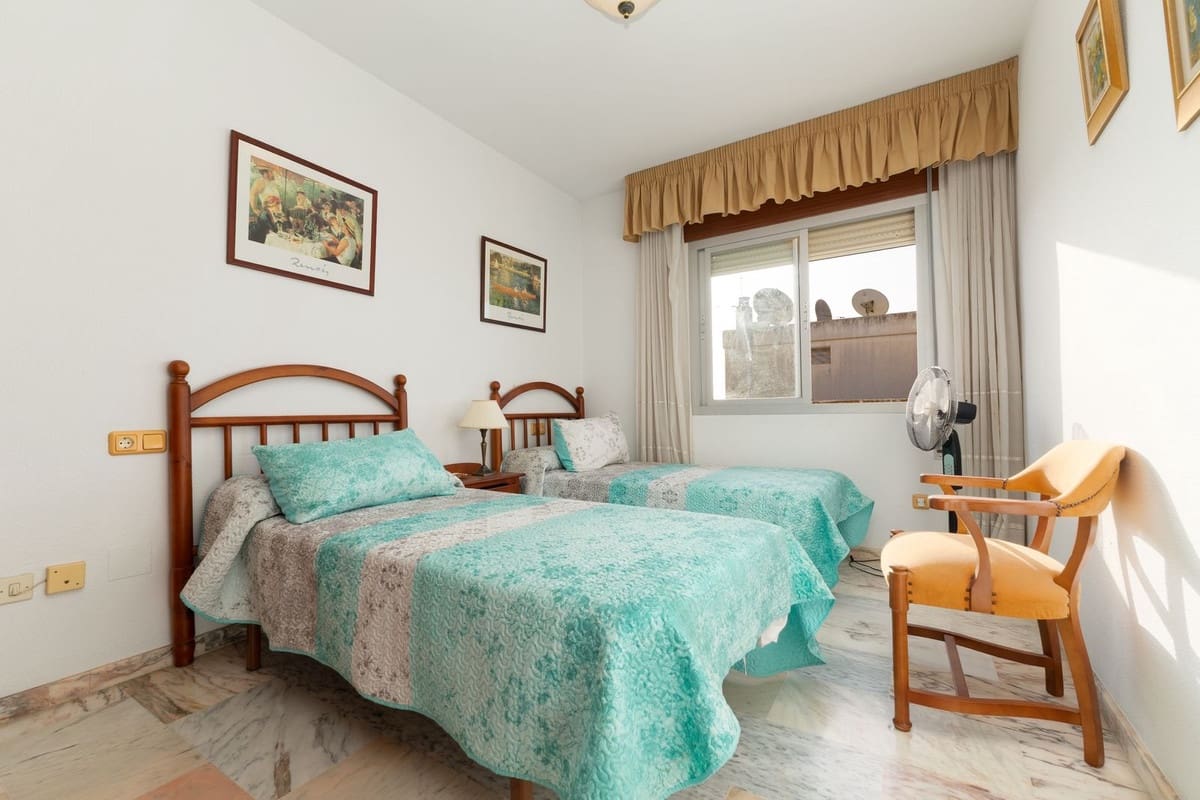 3 soverom Leilighet til salgs i Fuengirola med svømmebasseng garasje - € 498 500 (Ref: 10128345)