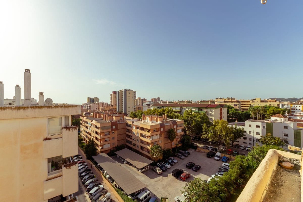 3 soverom Leilighet til salgs i Fuengirola med svømmebasseng garasje - € 498 500 (Ref: 10128345)