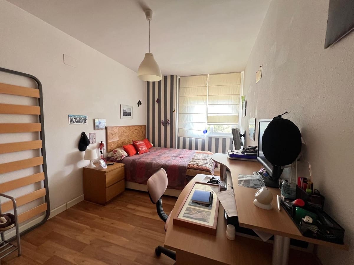 3 bedroom Apartment for sale in Malaga city with pool garage - € 418,900 (Ref: 10128347)