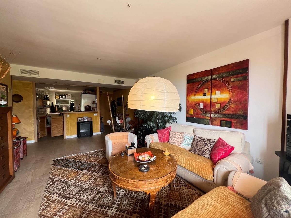 3 bedroom Apartment for sale in Malaga city with pool garage - € 418,900 (Ref: 10128347)