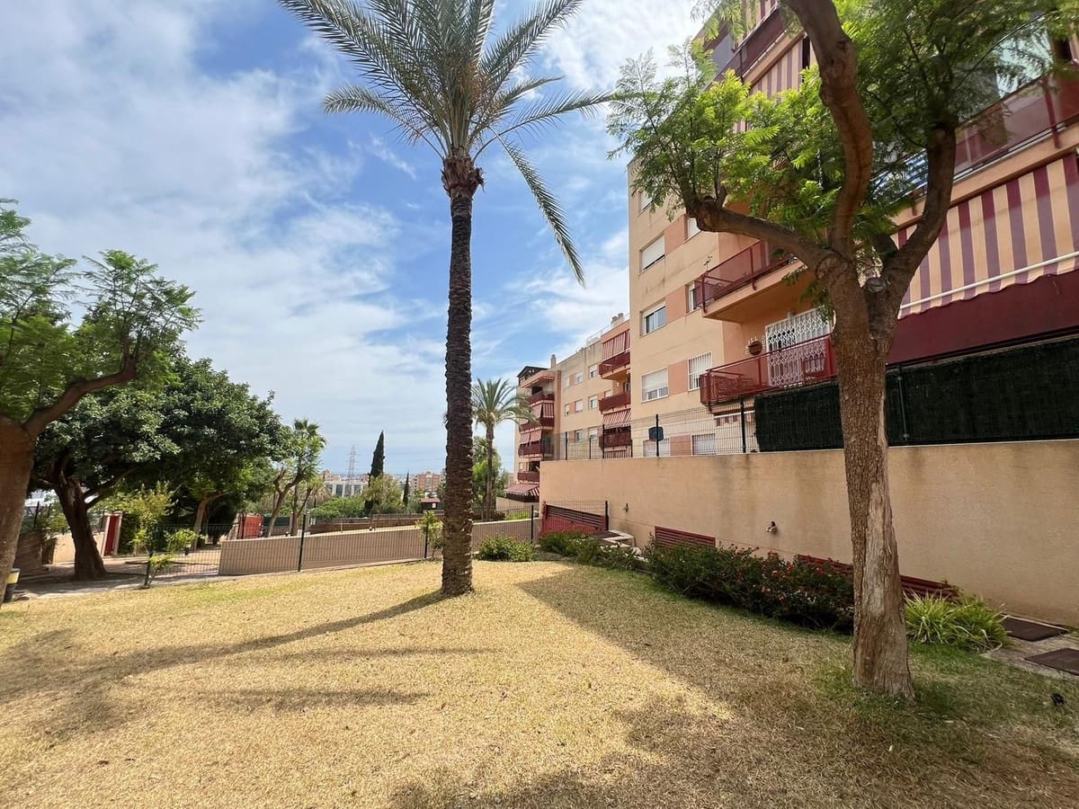 3 bedroom Apartment for sale in Malaga city with pool garage - € 418,900 (Ref: 10128347)