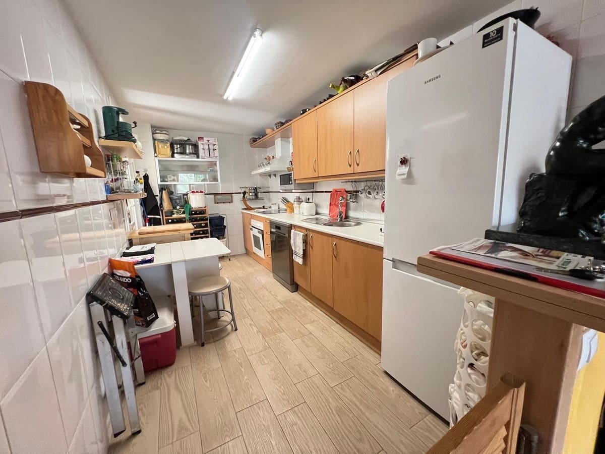 3 bedroom Apartment for sale in Malaga city with pool garage - € 418,900 (Ref: 10128347)